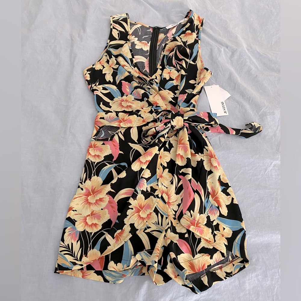JUSTFAB floral romper